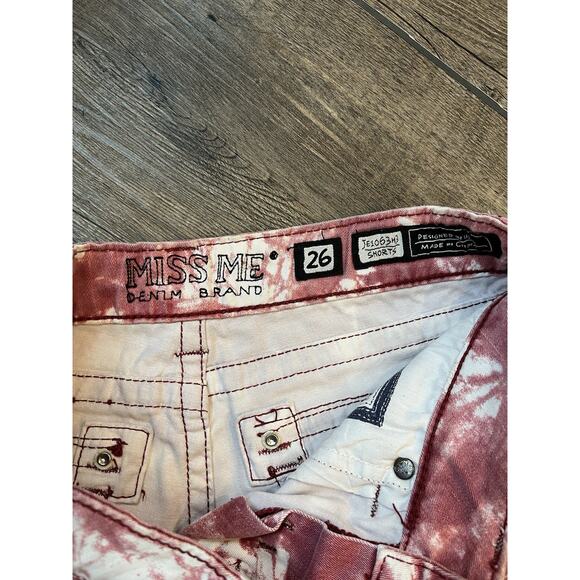 Miss Me JE1063H3 Red Tie Dye Acid Washed Shirts Embellished Women’s Size 26 - Picture 3 of 6
